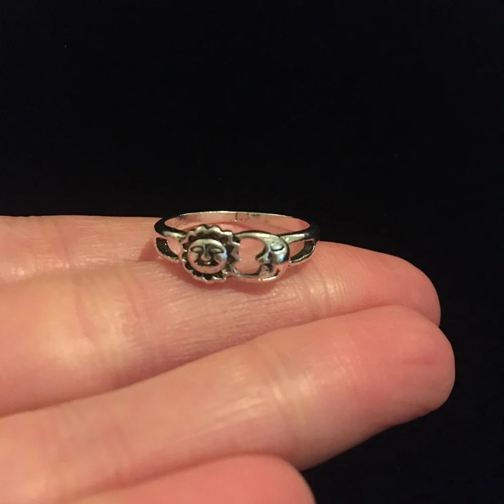 Silver Tone Sun and Moon Ring